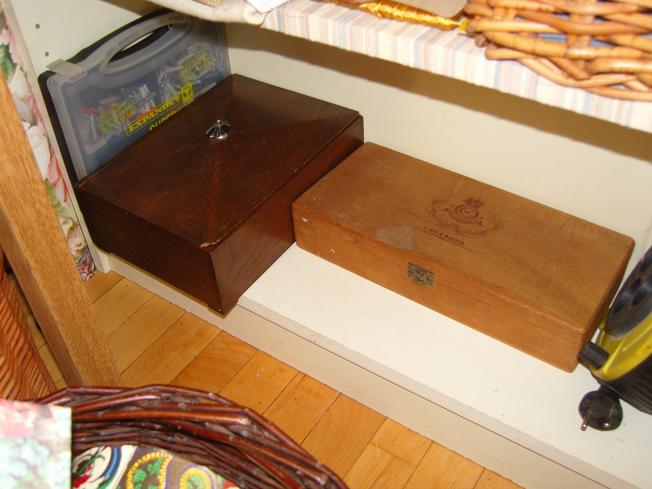 [SNC12258_resize.JPG]