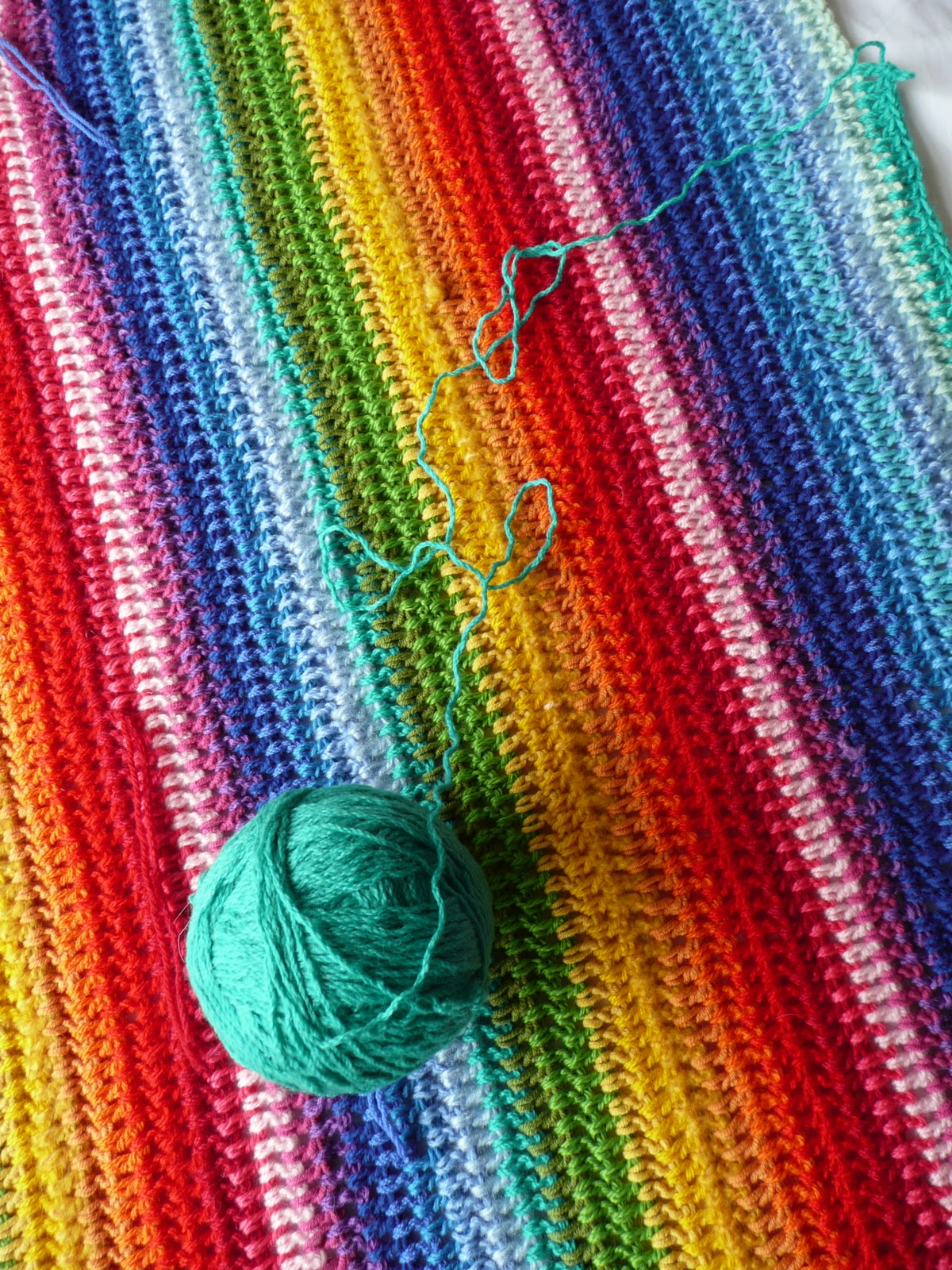 thrift. nest. sew. rainbow crochet blanket Part 2