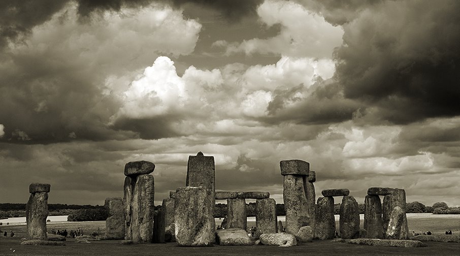 [StoneHenge+3.jpg]