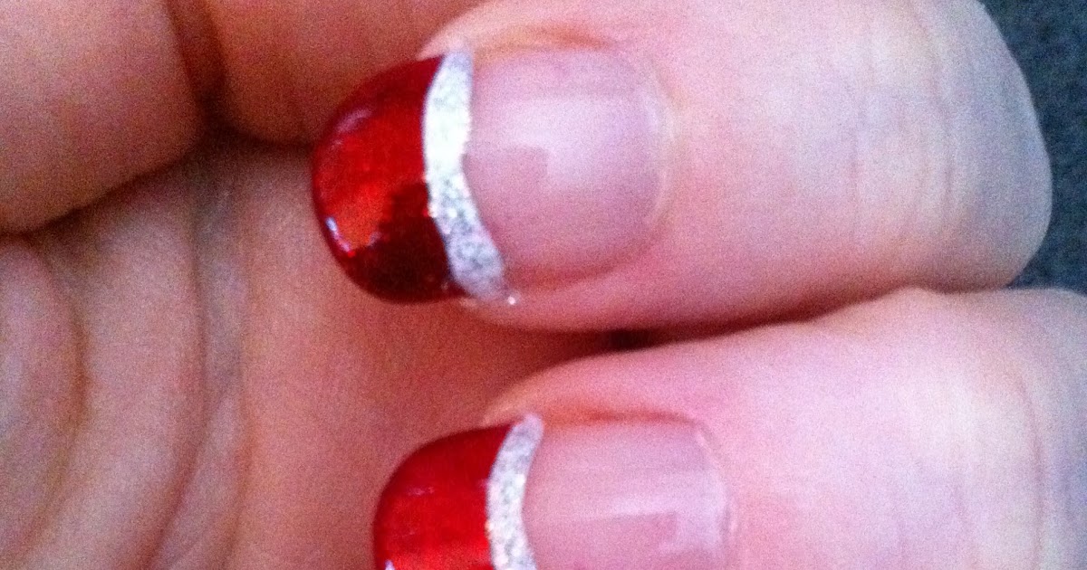 AUSSIETIGER29: Easy and Simple Christmas Nails!