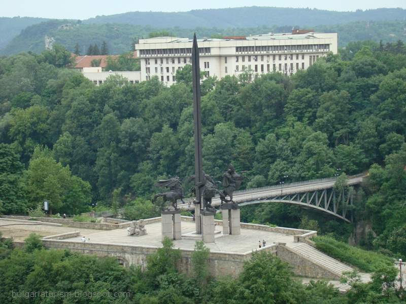 [p10.jpg]