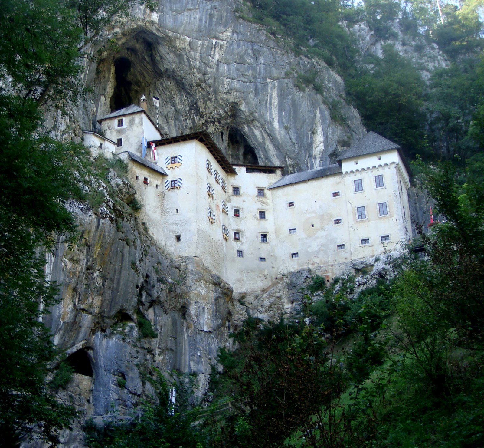 Predjama Castle