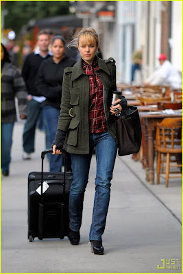 rachel mcadams casual style