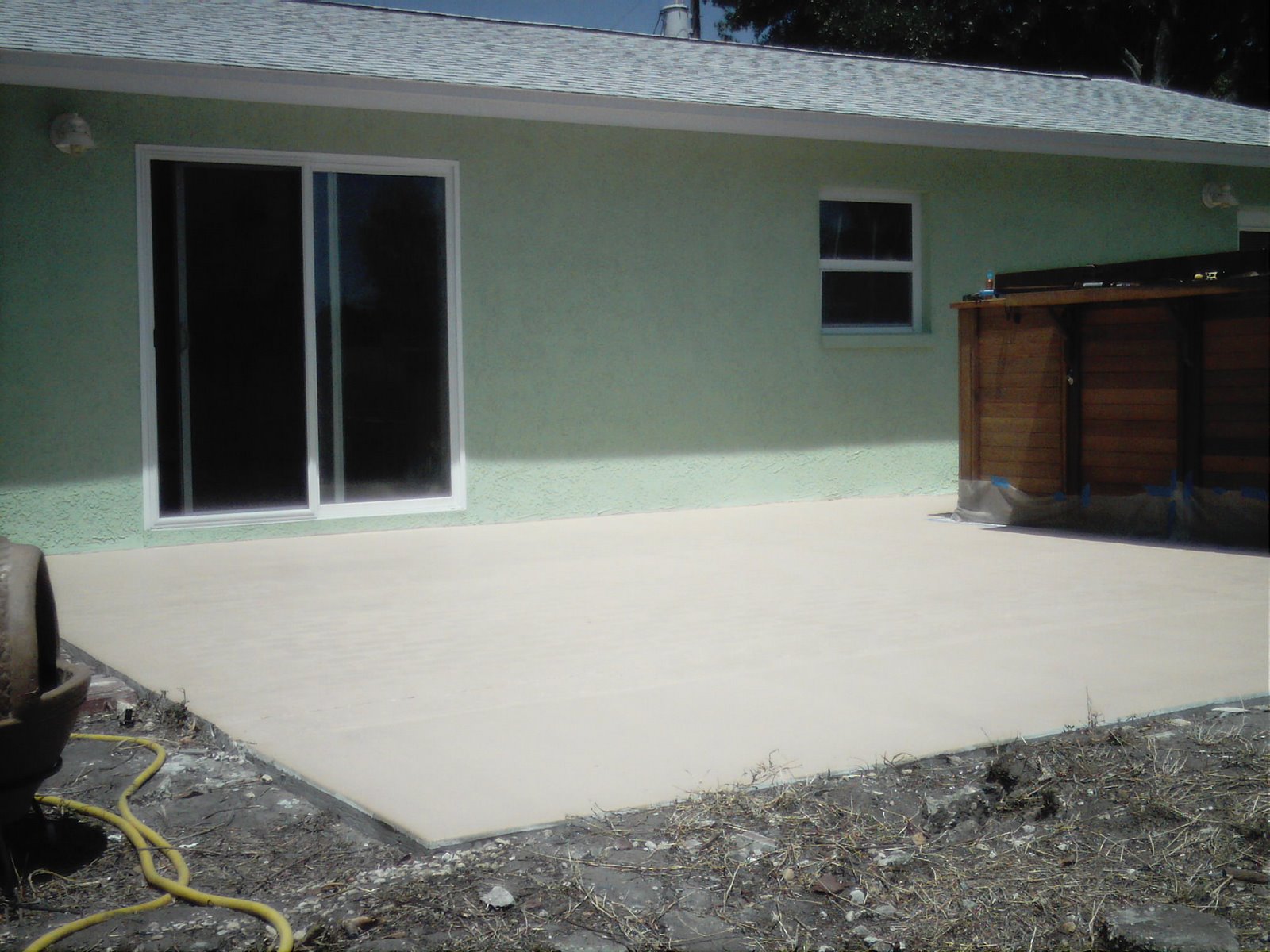 [patiopadstep4.JPG]