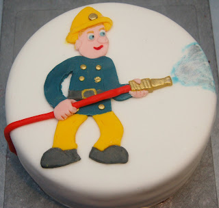 Club Birthday Cakes on On His Birthday He Had A Fireman Sam Themed Cake
