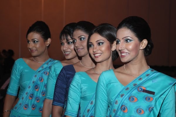 sri lankan airlines air hostess. Sri Lankan Airlines flight