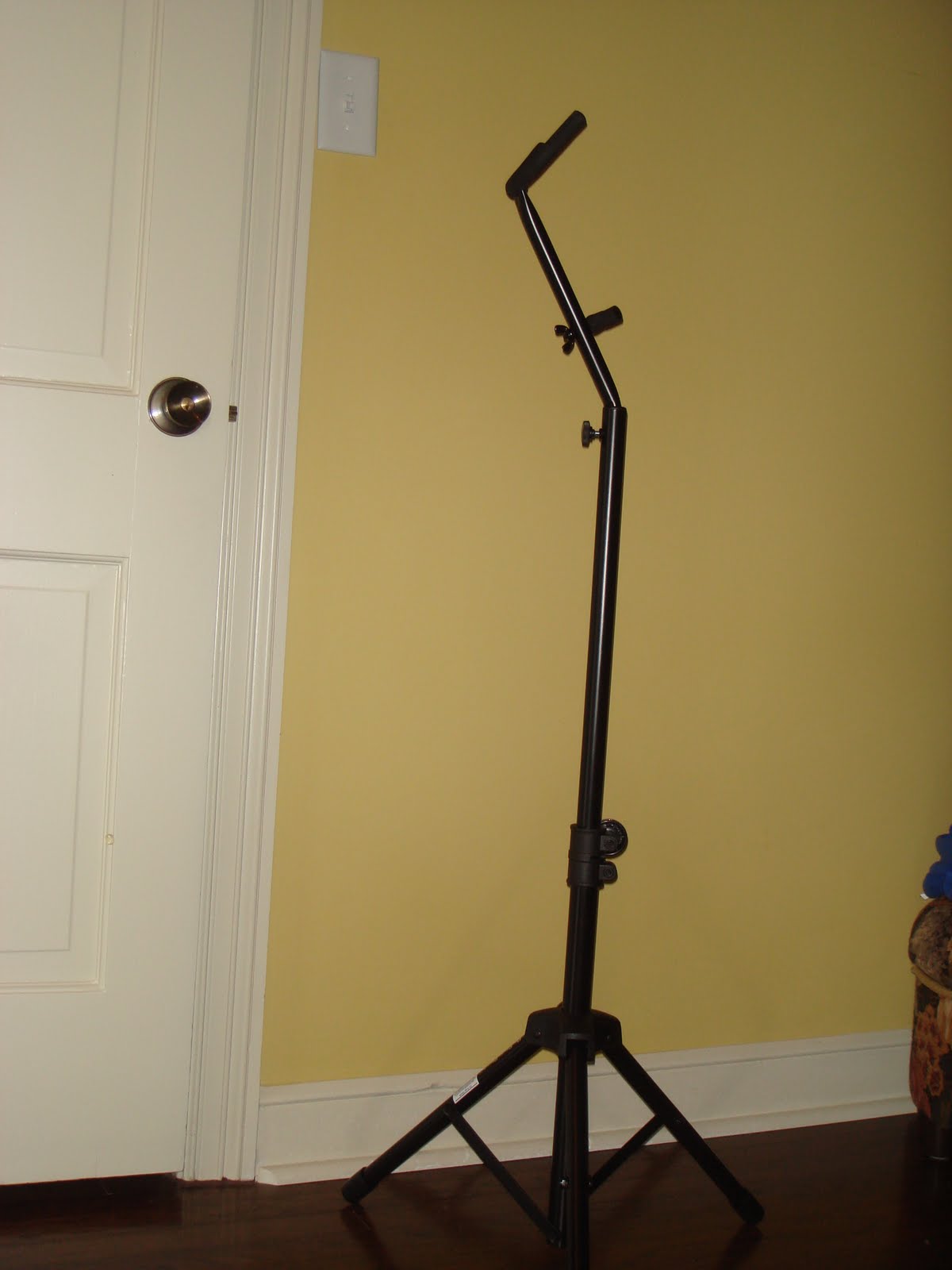 Saxtastic Saxophone OnStage Stands Tall Alto/Tenor Sax Stand Review