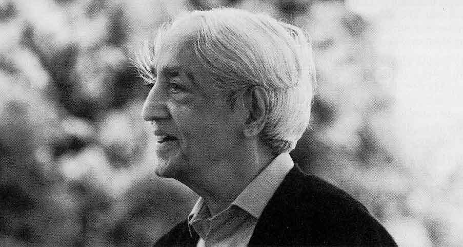 [krishnamurti_sorrindo.jpg]