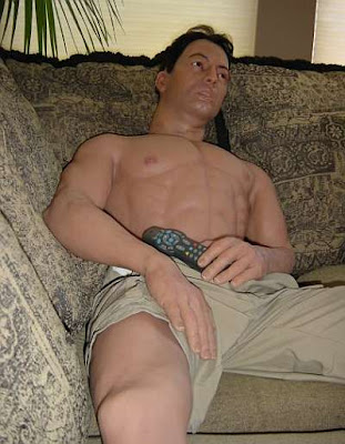 http://3.bp.blogspot.com/_Ym-1KNuDqF0/RqnJaRfSKiI/AAAAAAAAAbg/owDe4M6Upi0/s400/mdoll.jpg