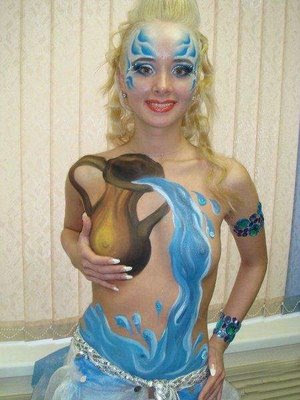 Body Painting Water Vase Form