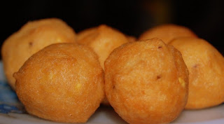 indian-cuisine: Mysore Bonda