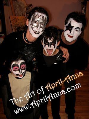 Kiss Family