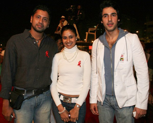 [Bollywood+stars+perform+at+a+concert+for+Mukti+Foundation+on+World+Aids+Day+31.jpg]