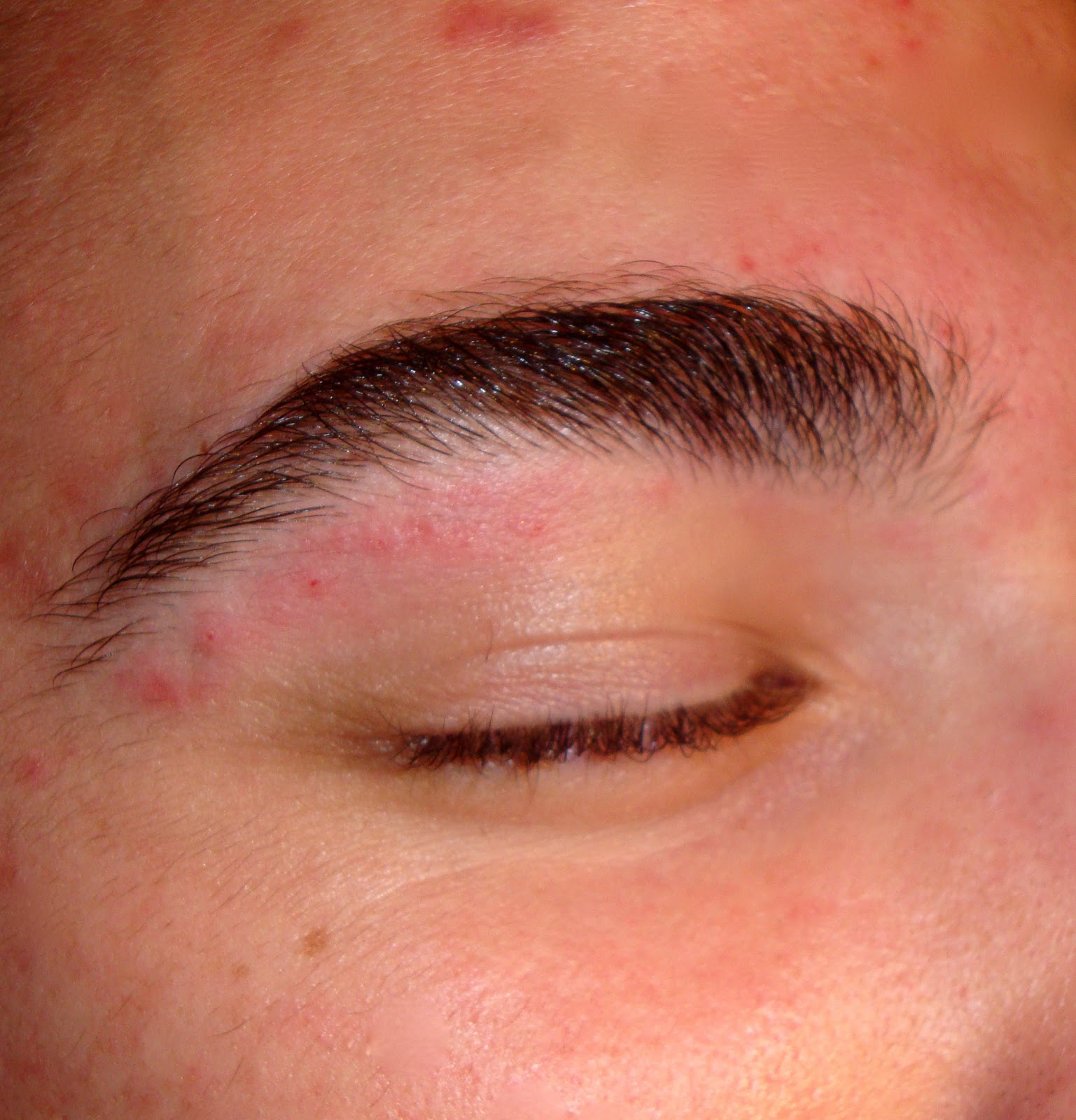 5 Tips for Tweezing Your Man's Eyebrows Modern Wife Life