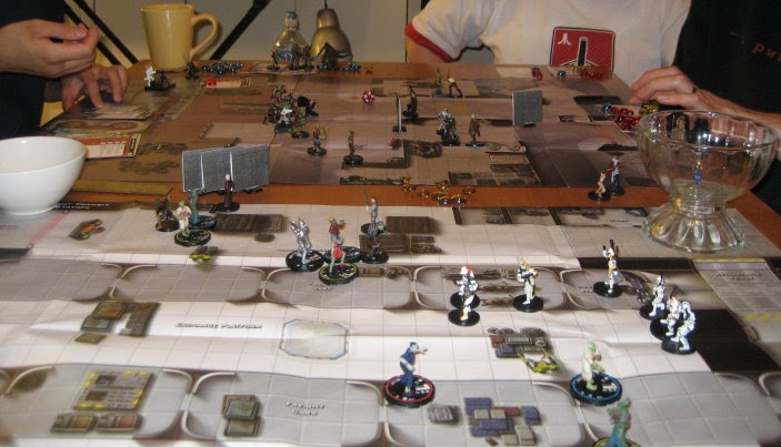 tasty monkey brains: Star Wars Miniatures: a mini-review and map resources