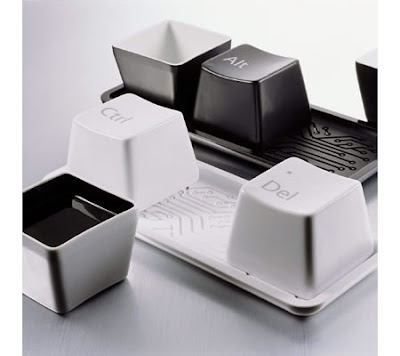 Alt, Ctrl, Del Tea Set