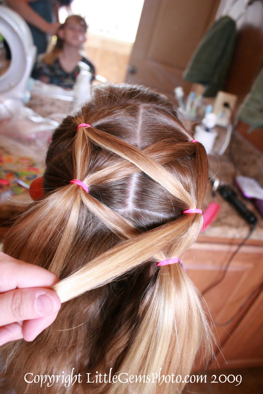 [Hair,+Cupcakes,+Pot+Pie+005+copy.jpg]