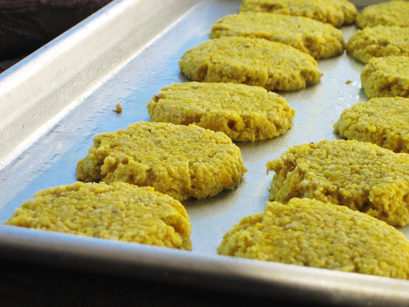 [cornmealcookies+066.JPG]