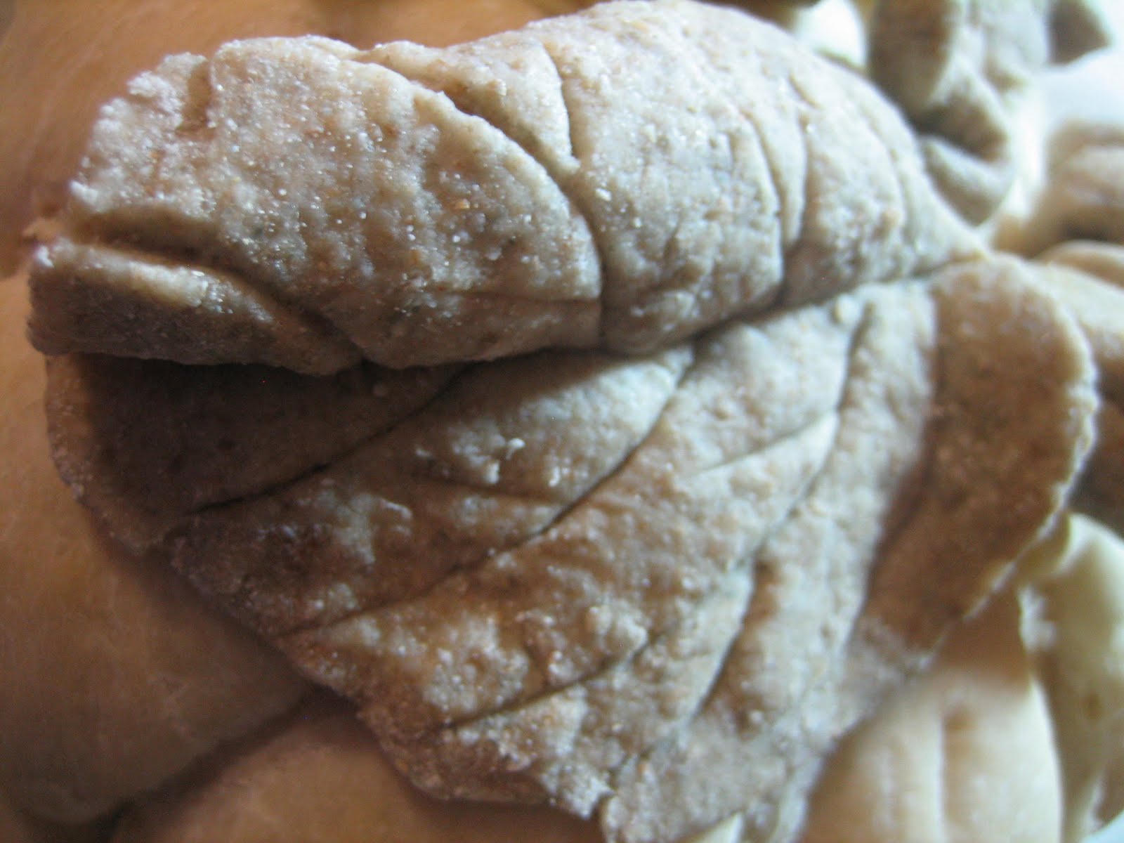 Chef Tess Bakeresse Pumpkin Decorative Bread Tutorial