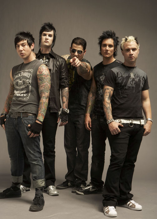 Posted in: A7X,Arin Iiejay