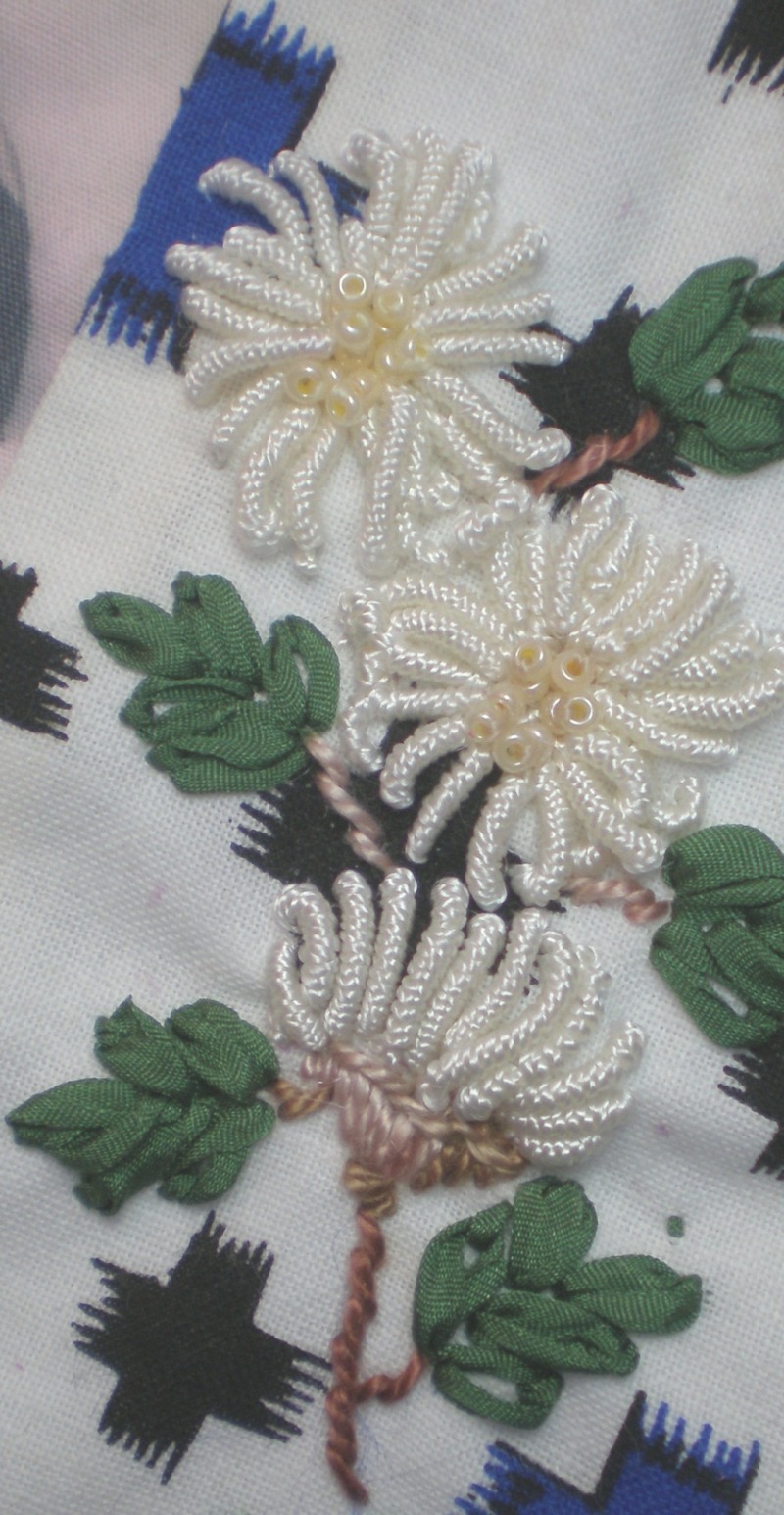 [chrystanthimums+2.jpg]