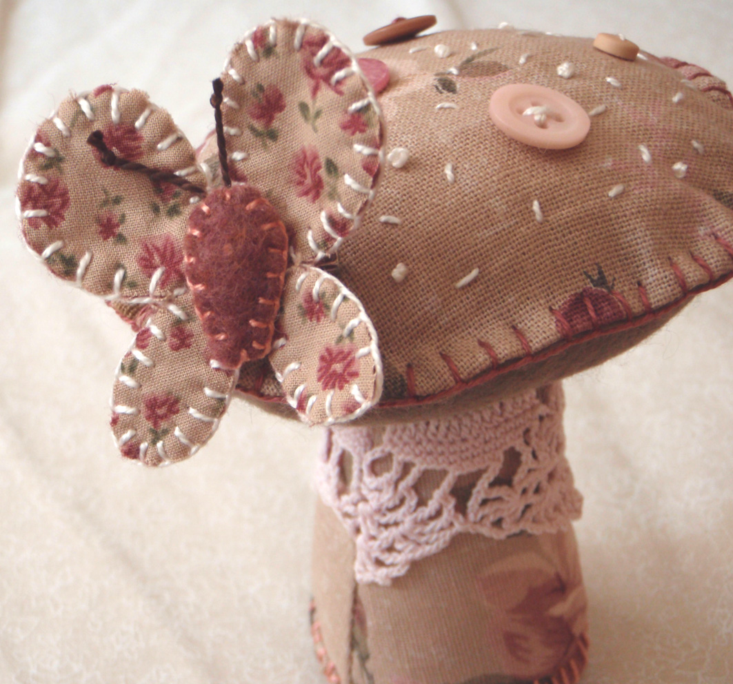 [toadstoolbfly3.jpg]