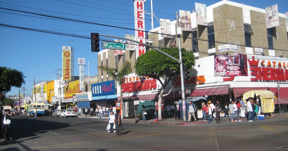 Tijuana Bible Streets of Tijuana/Las calles de Tijuana