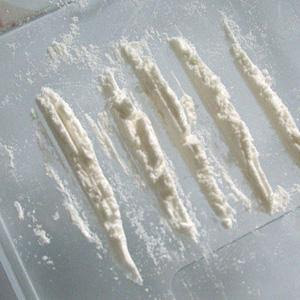 http://3.bp.blogspot.com/_ZEI-DGGMbr0/Skrlg-MbdcI/AAAAAAAADQE/jFsusFt4zlc/s400/cocaina-droga.jpg