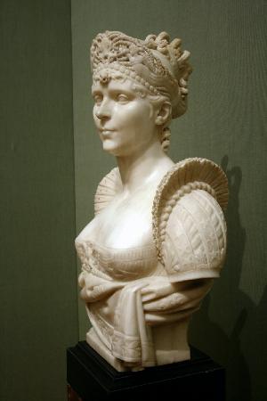 bust picture