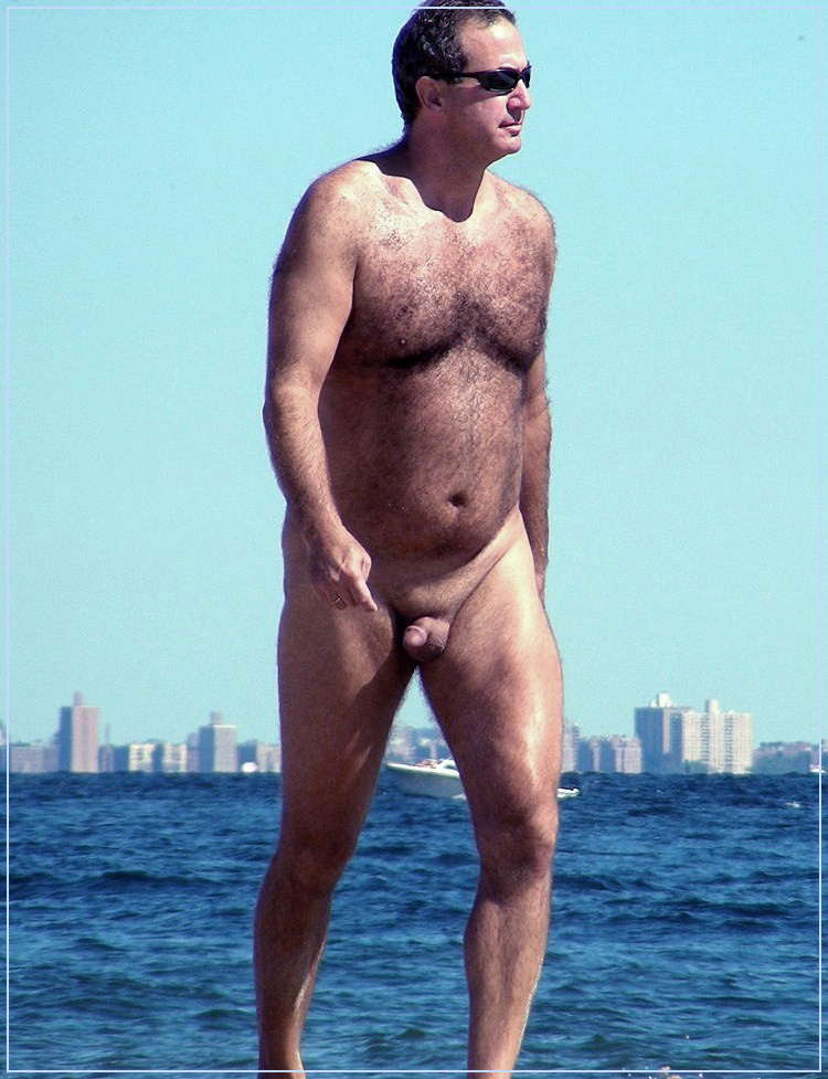 FOTO MENOR NUDISTA foto menor nudista: