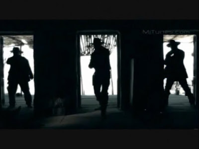 MJitunes lançou um “clipe” da música Whatever Happens 23
