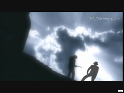 MJitunes lançou um “clipe” da música Whatever Happens 14