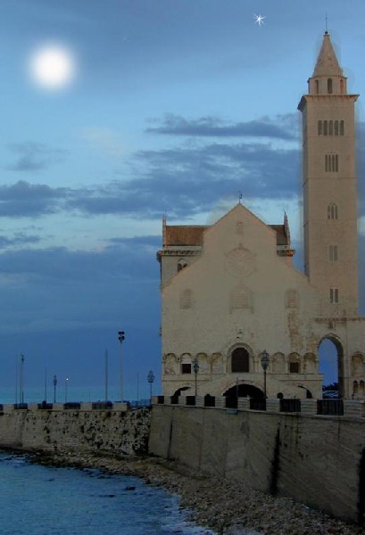 Trani in volo verso la notte