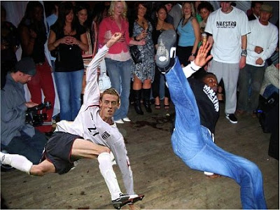 peter+crouch+photoshop+breakdance.jpg