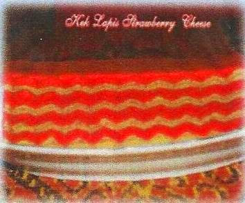 Kek Lapis Strawberry Cheese