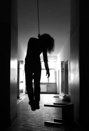 suicide_hanging_by_captainbonedaddy_g1aBf_5453.jpg