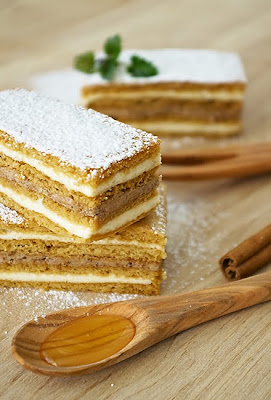 Medena Pita