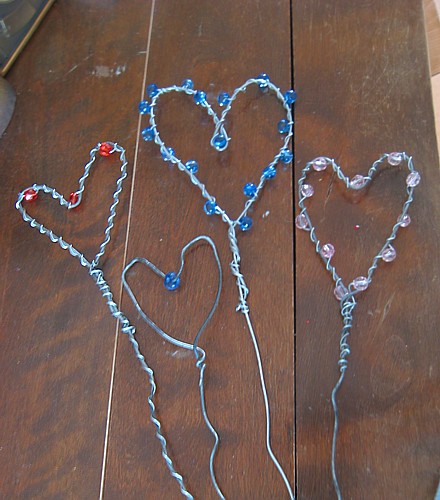 [rautalankaset_kukkatuet.jpg]