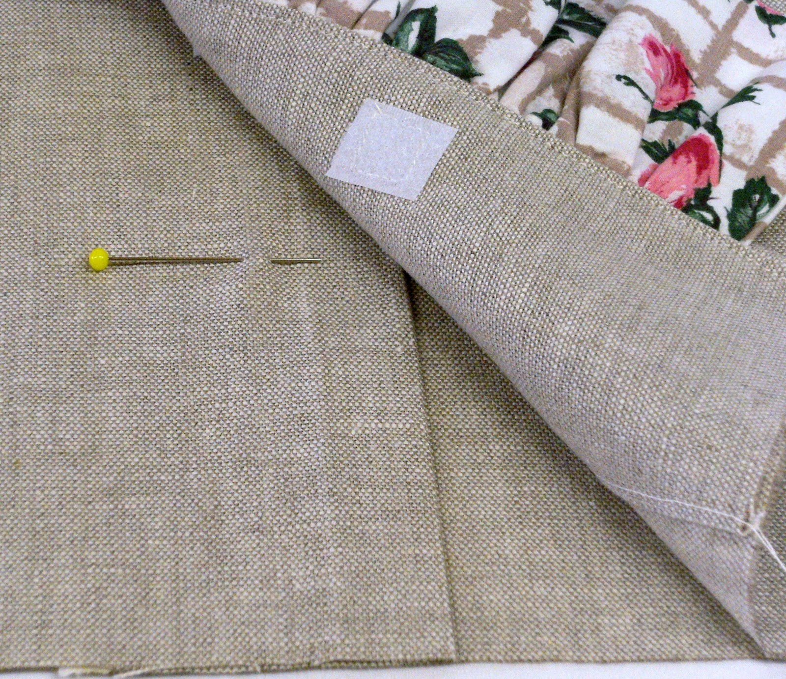 Sew Good by Deborah Good Make a Frilled Cushion