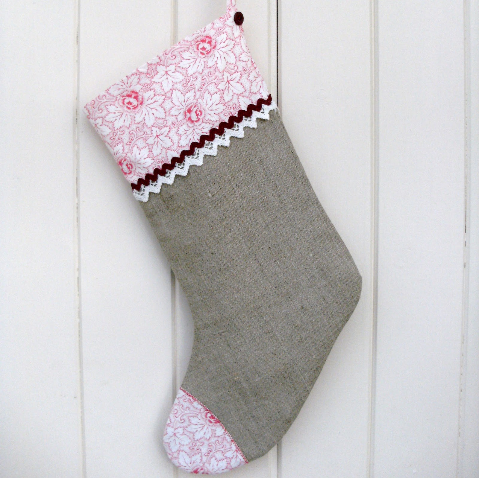 Sew Good by Deborah Good Make a Christmas Stocking