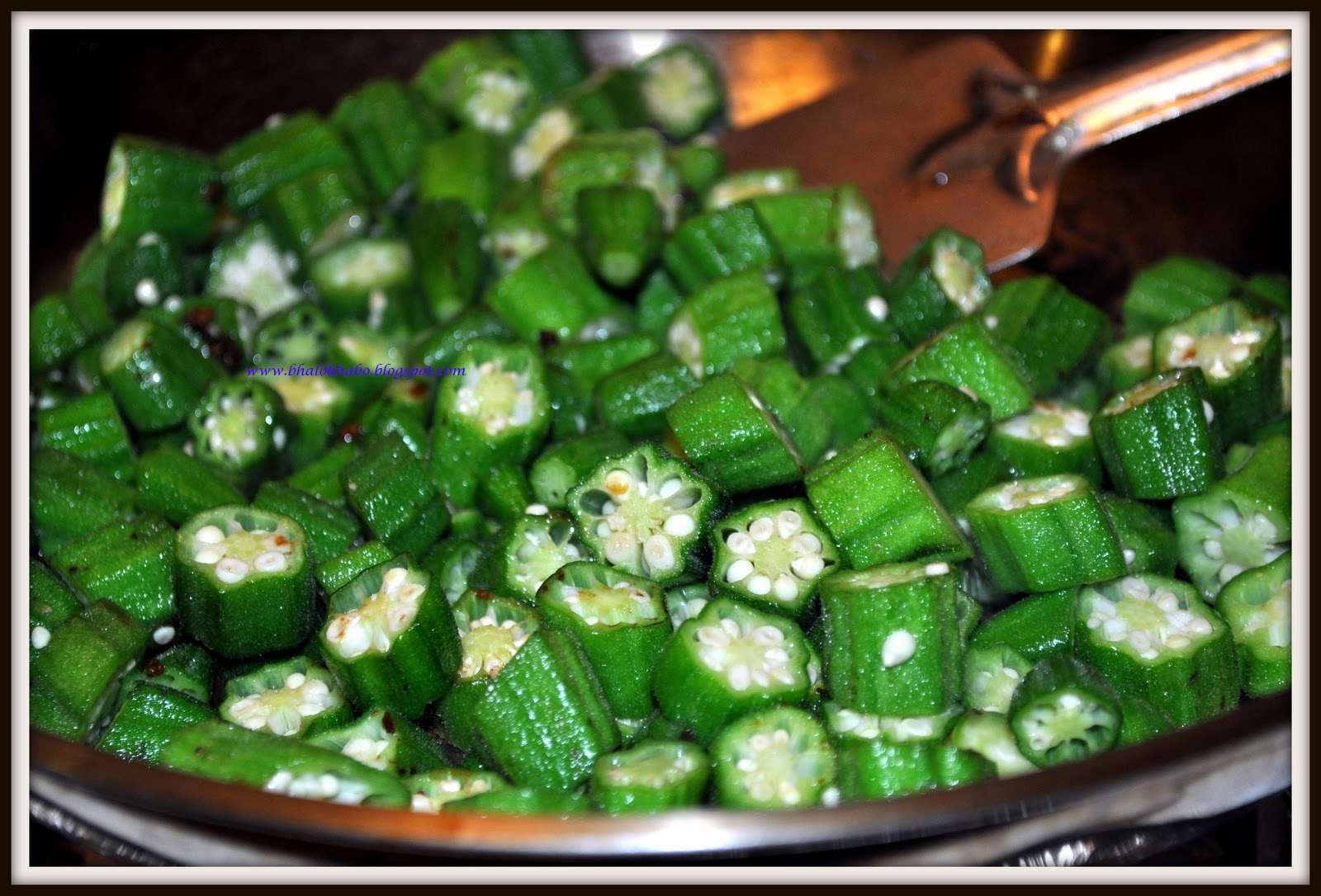 Bhalo Khabo Stir Fried Okra