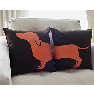 Modern Roost: Hot Dog Pillows