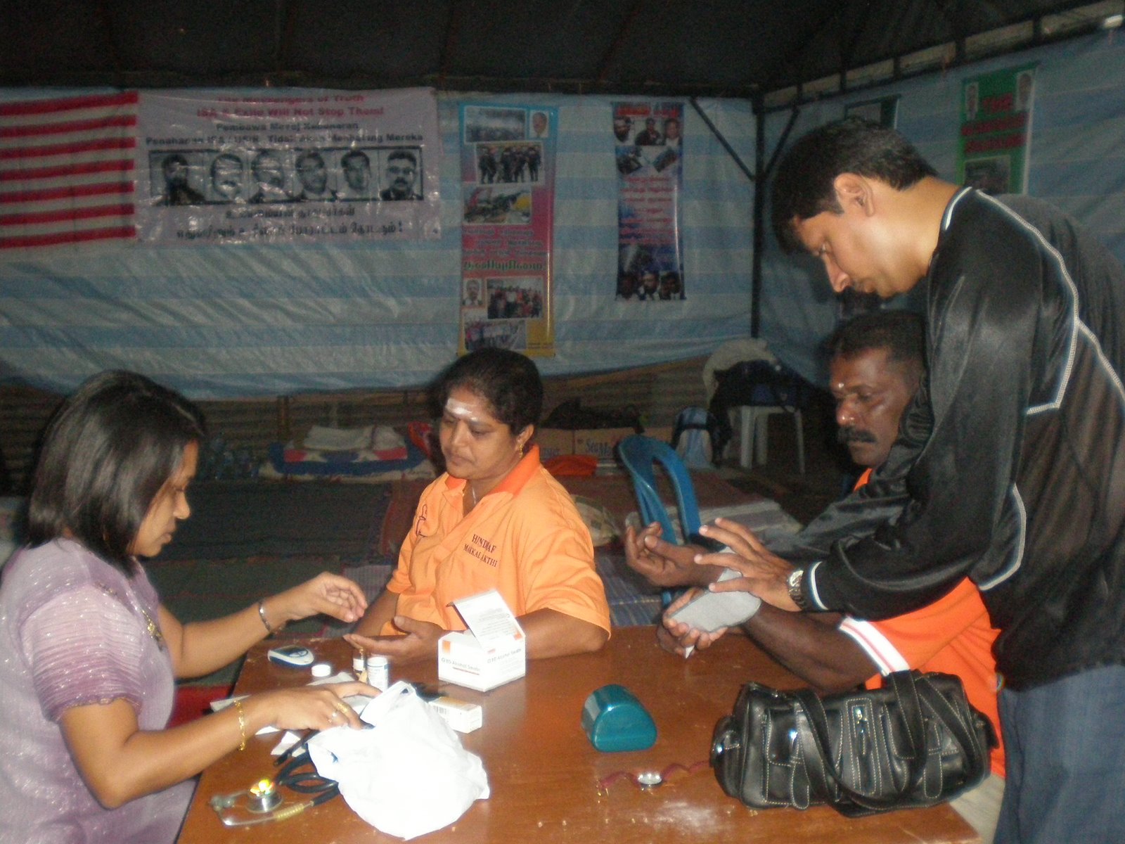[PC150040.JPG]