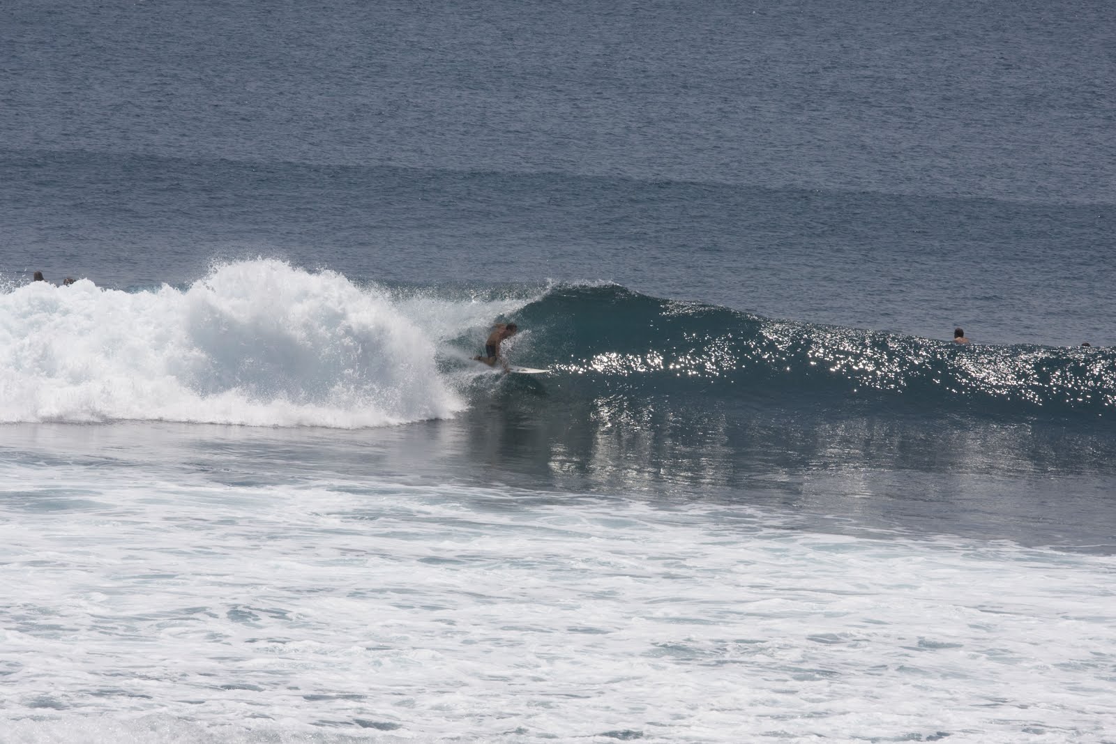 [Surf+Bali+Uluwatu+&+Dreamland+2009-94.jpg]