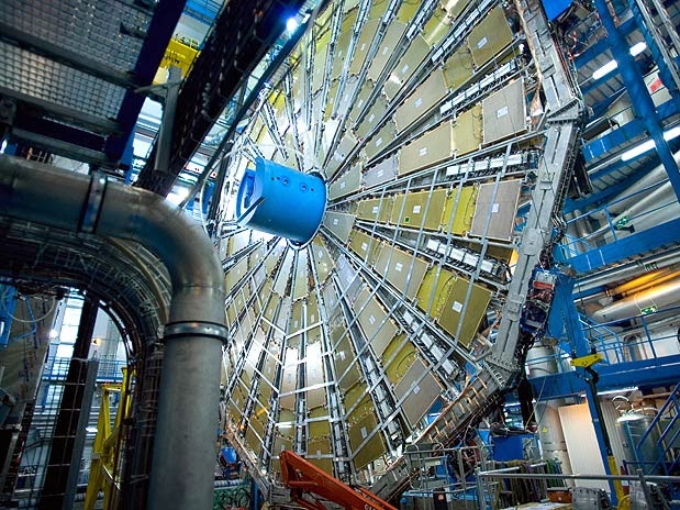 [1285561-9936-atm17.jpg]