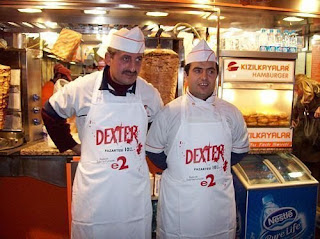 Dexter mi? Dexter ne arar la bazarda?