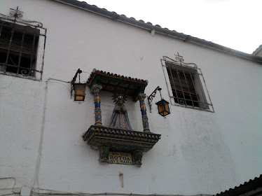 botoa, Badajoz, imagem da santa, na parte exterior da capela
