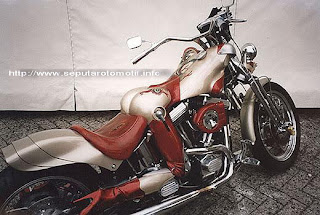 Harley+DaVIVIDson+03.jpg