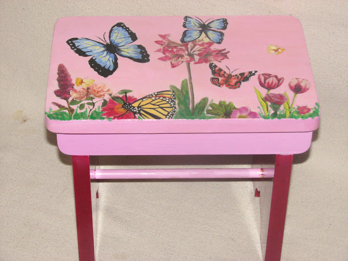 Banquito Mariposas - Línea Soft