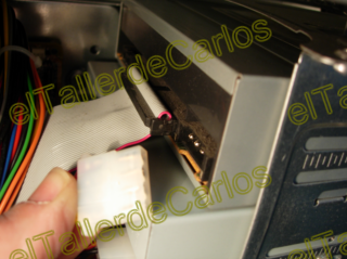 elTallerdeCarlos: Montar lector de DVD en ordenador. Añadir elementos a